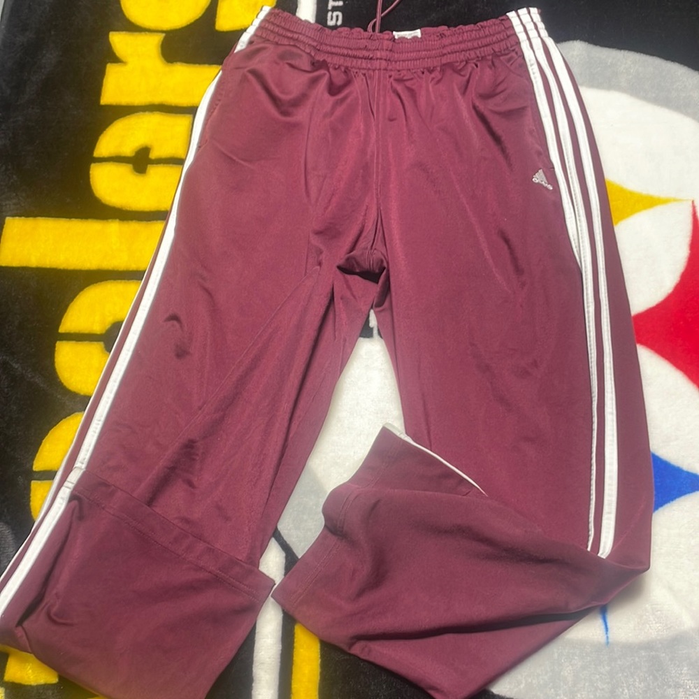 Size M men adidas pants